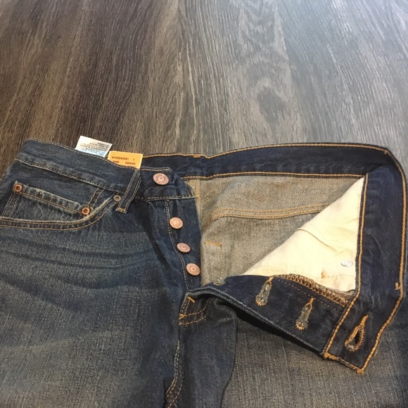 Women's 501 button-fly NWT - Picture 2 of 8